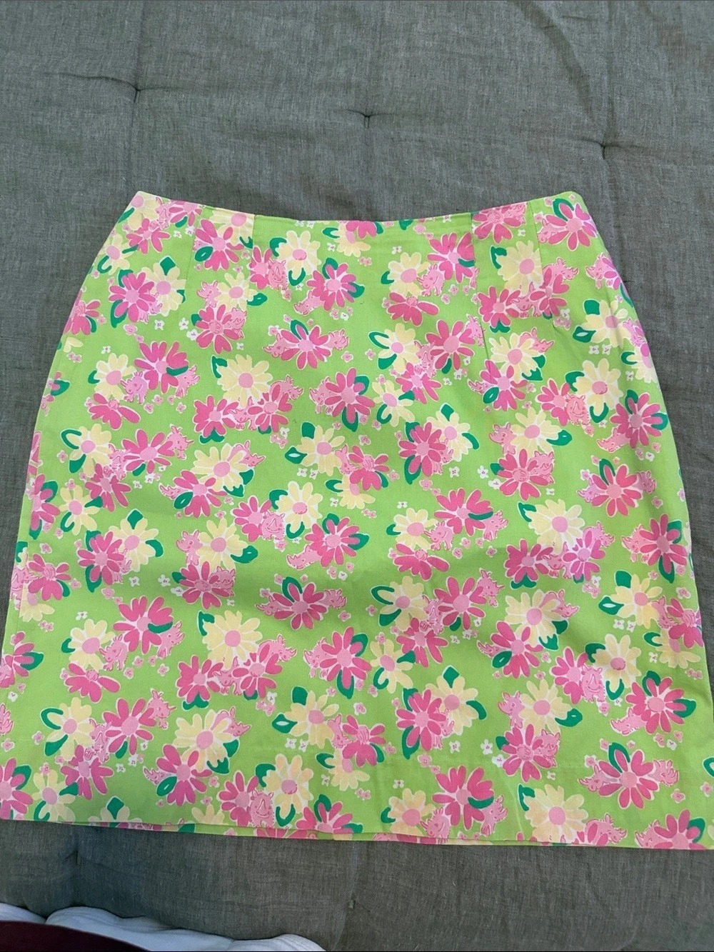 Lilly Pulitzer Hide and Seek Rhino Print Skirt Mini Skirt Green & Pink Size 4